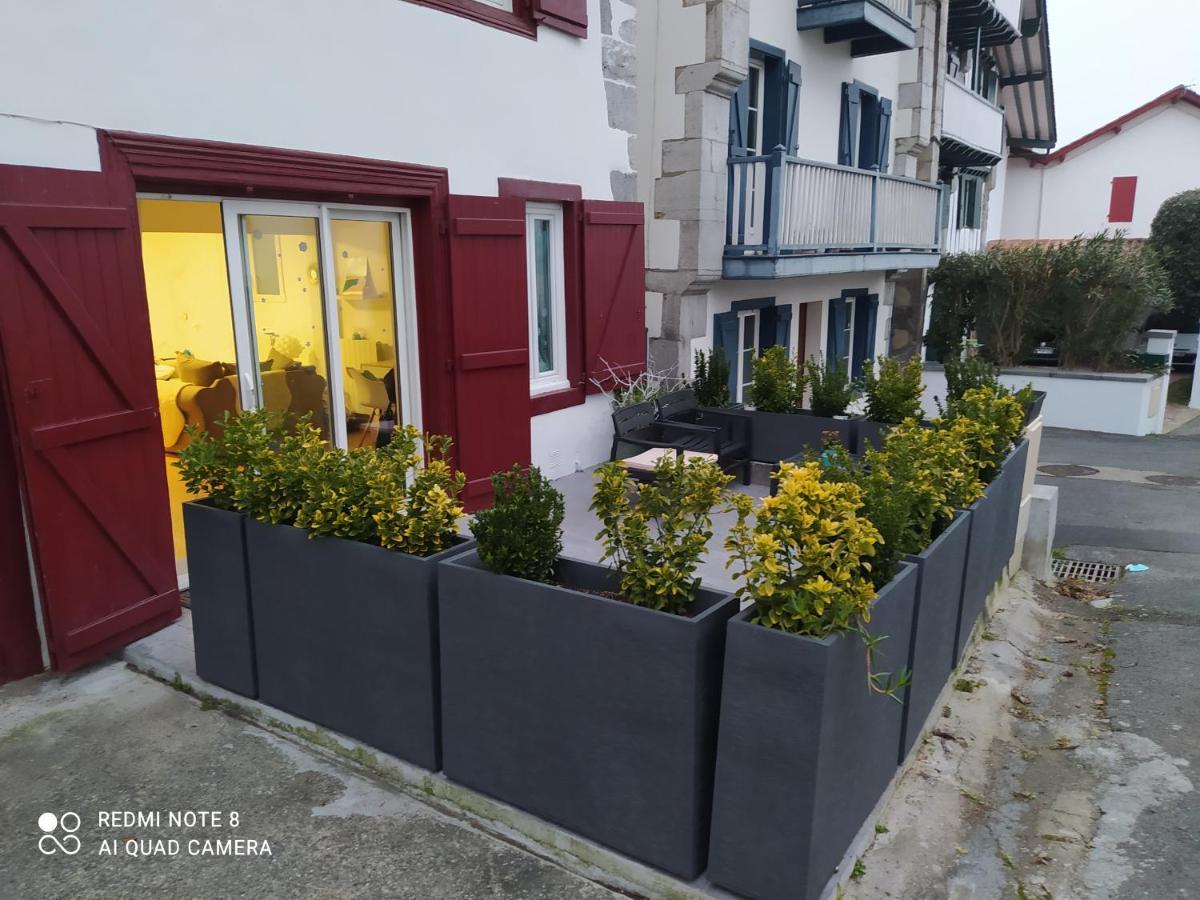 Appartement Rez De Chaussee 2 Chambres Avec Terrasse Cambo-les-Bains Exterior photo